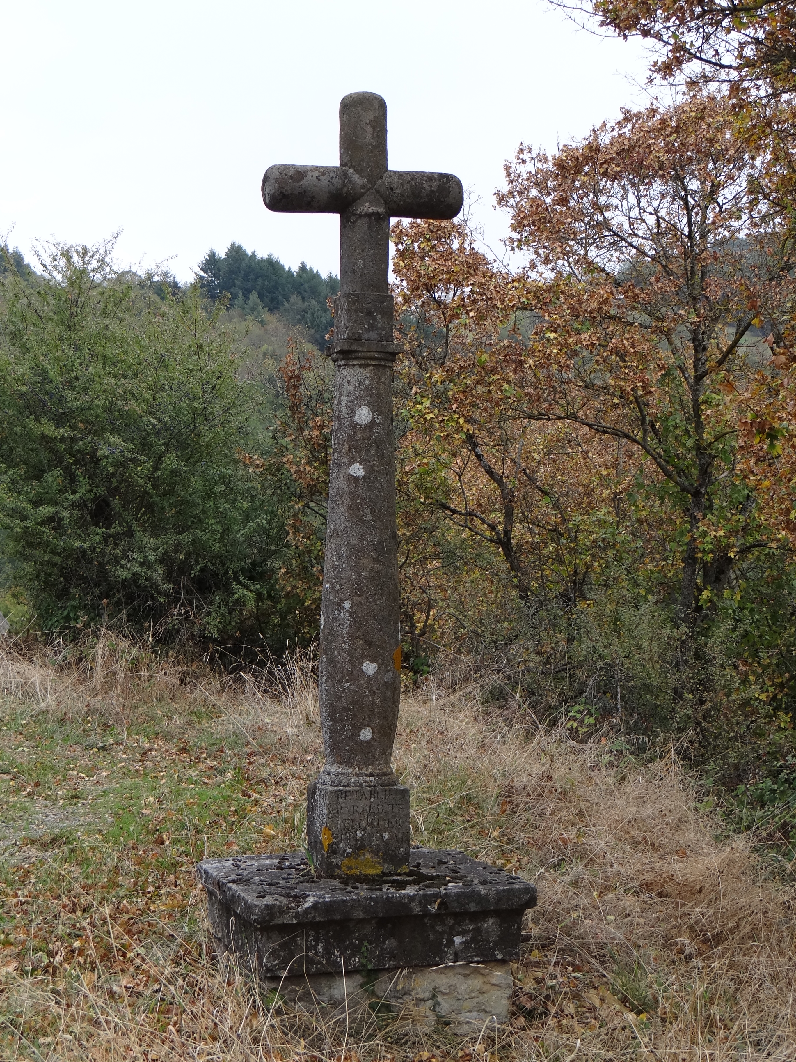Croix du Pitavaux _ou Burdel_ _4_.JPG