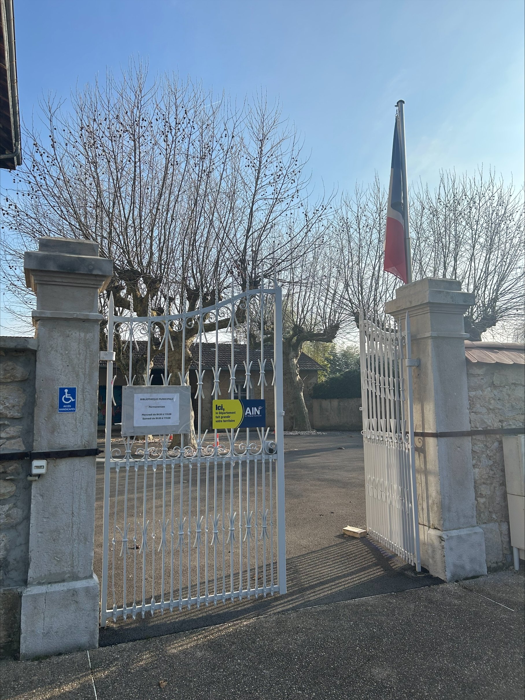 réfection cour jardin mairie.jpeg