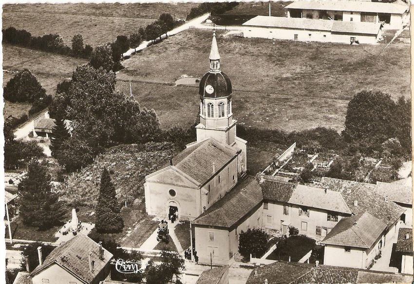 l_église vue de haut.jpg