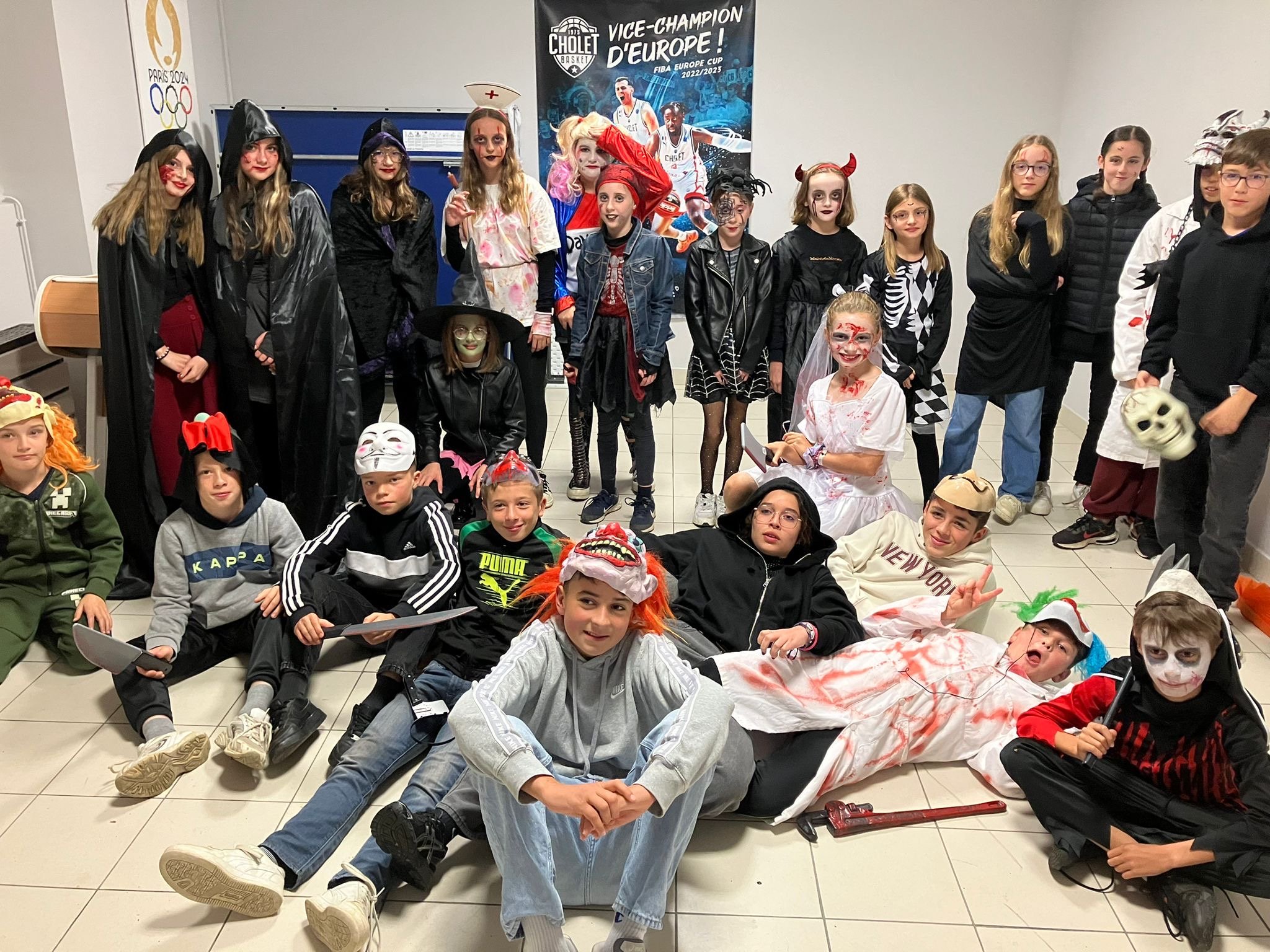 veillée halloween jeunes.JPG