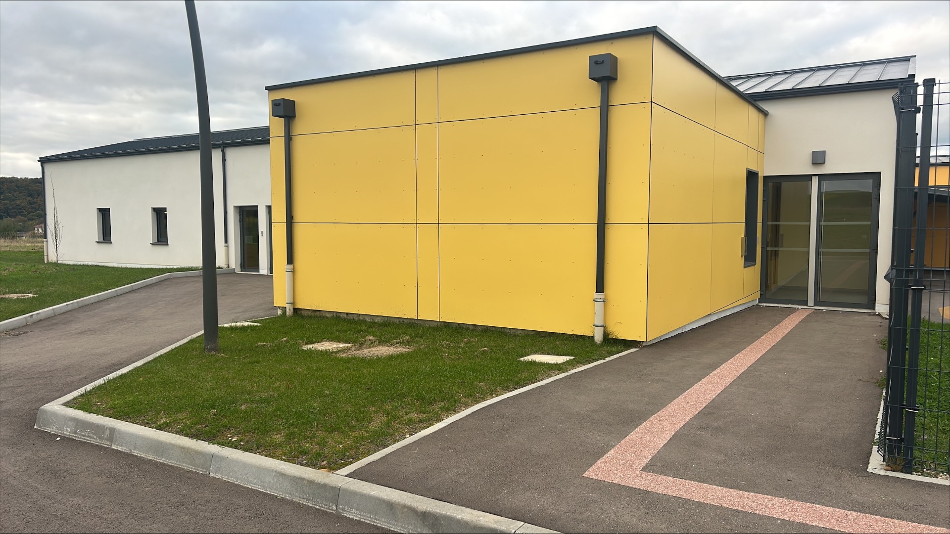 thumbnail_photo crèche sivry 1.jpg