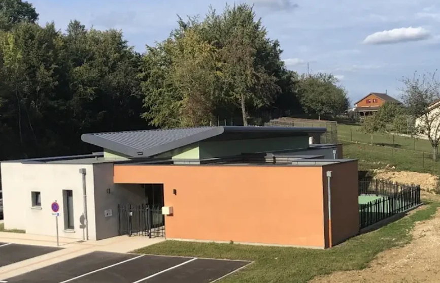 crèche à l_aube des sens photo.png