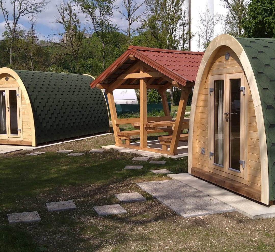 table pique nique lac vert.jpg