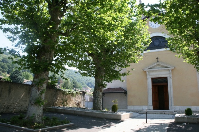 facade_eglise_1.jpg