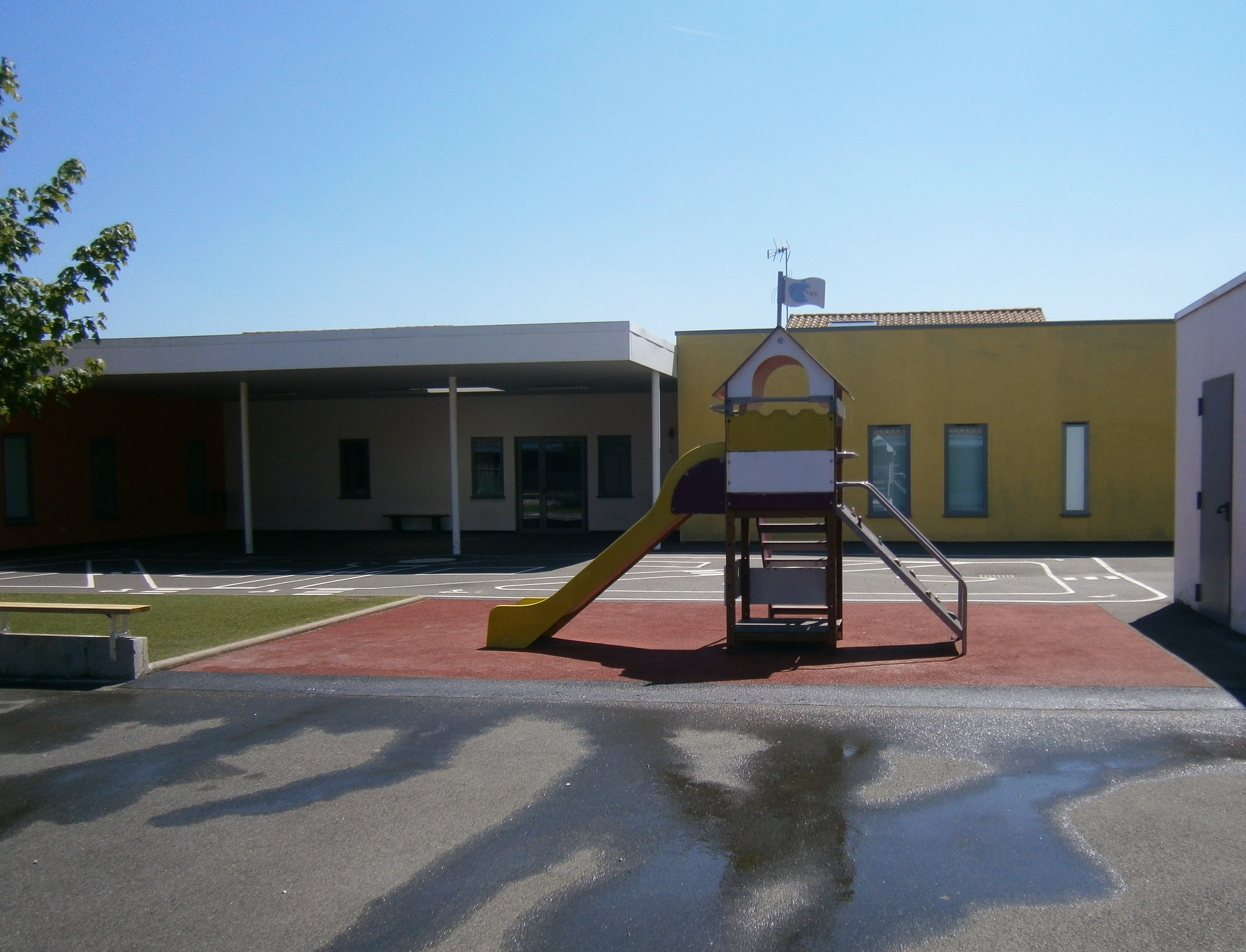 cour école publique.jpg