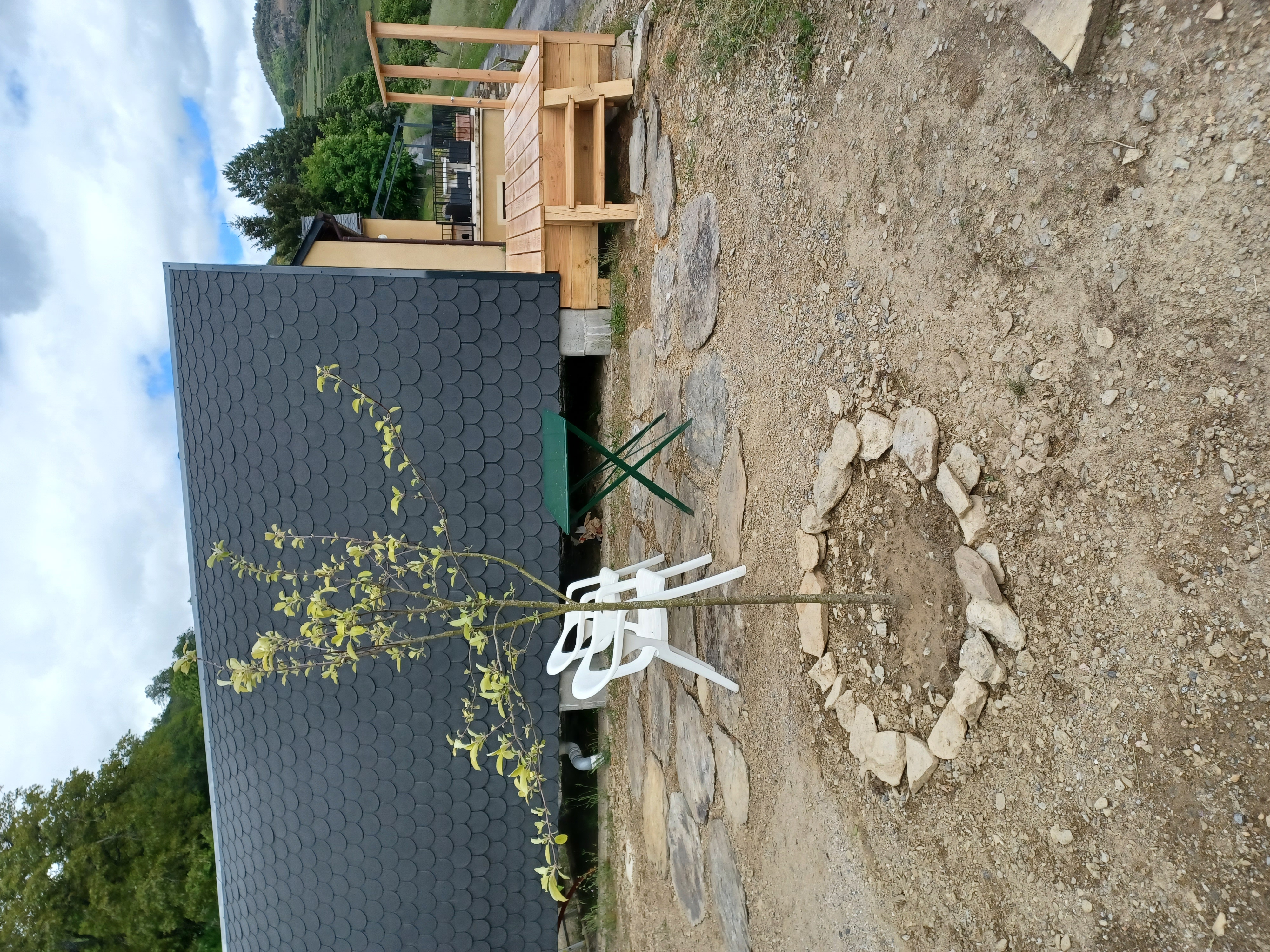 photo côté jardin.jpg