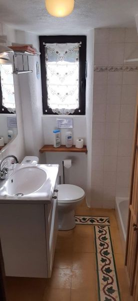 Lo Cap del Lioc SdB.jpg