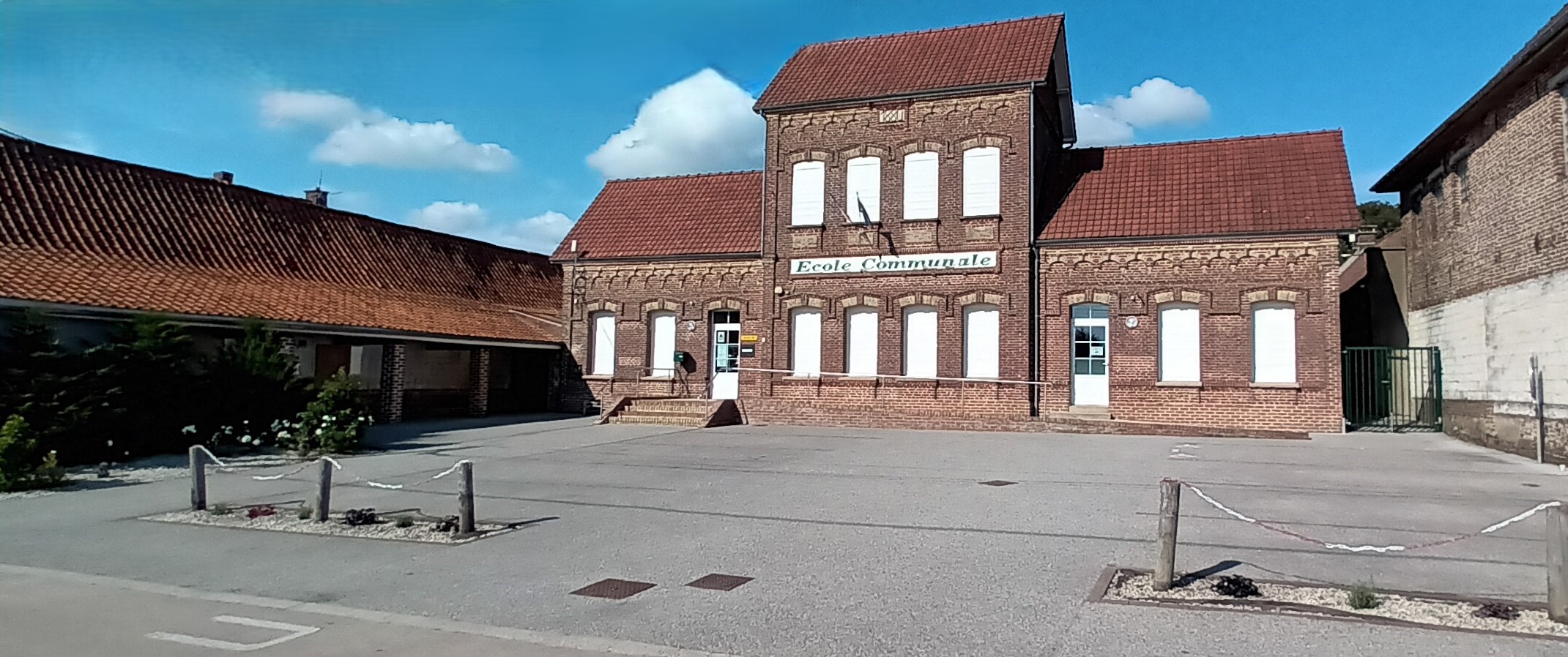 mairie Dohem juillet 2024.jpg