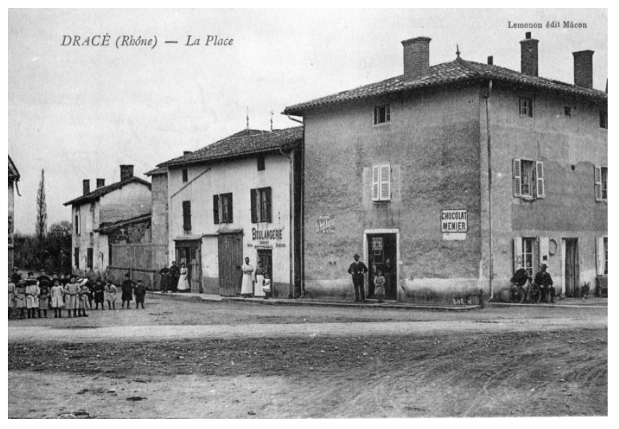 Le Bourg de Dracé7.png