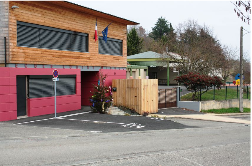ECOLE.png