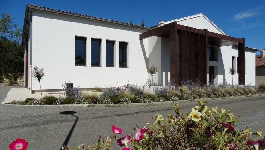 SALLE POLYVALENTE.jpg