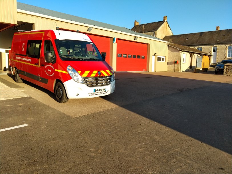 nouvelle ambulance _VSAV_.jpg