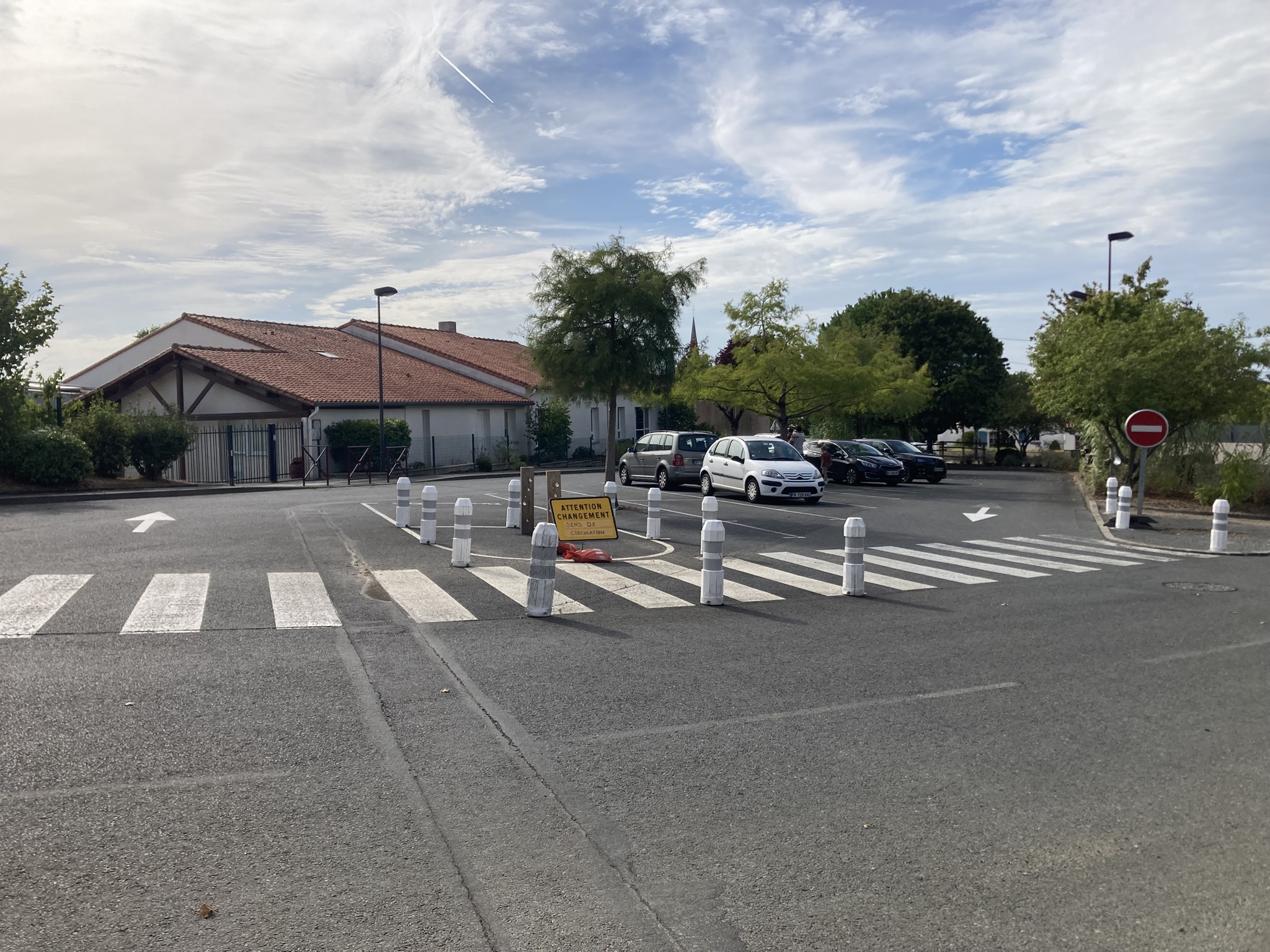 2 - Parking ecole PP.JPEG