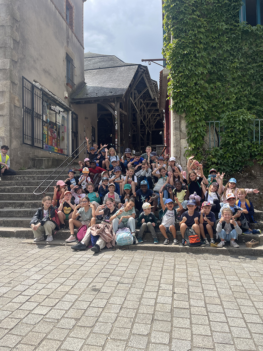 découverte de Clisson jeudi 24 juillet- 6-11 ans.jpg