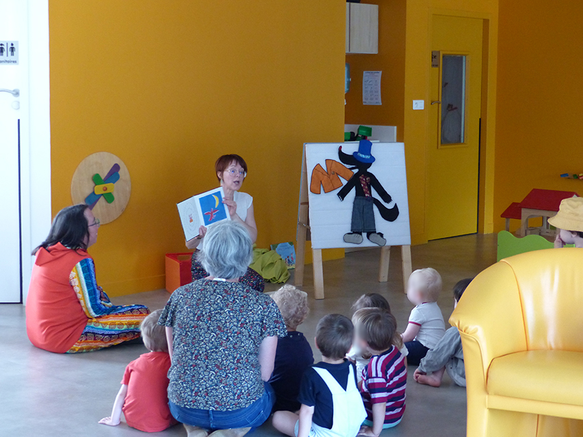 w-Animation lecture 2023 - Maison de l Enfance copie.jpg