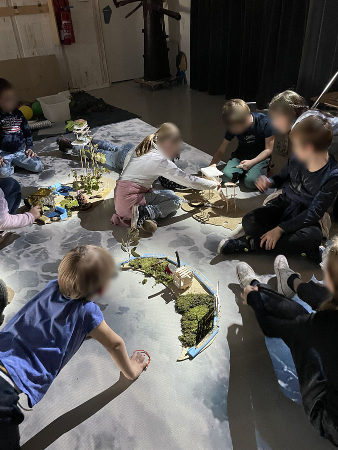 Atelier EE - Mapping video -flou3.jpg