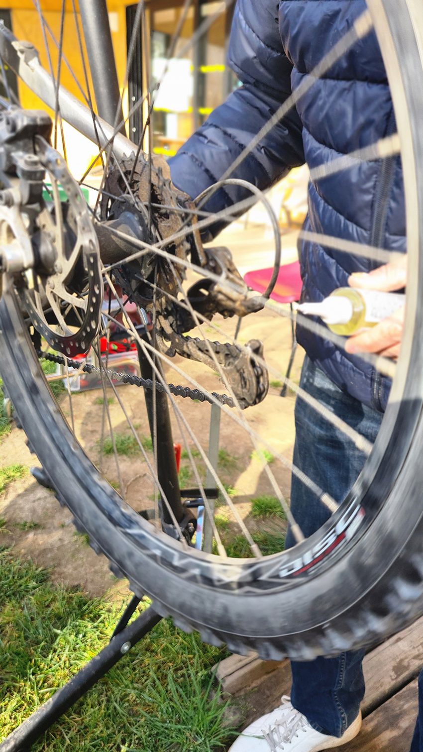 -atelier entretien vélo.jpg
