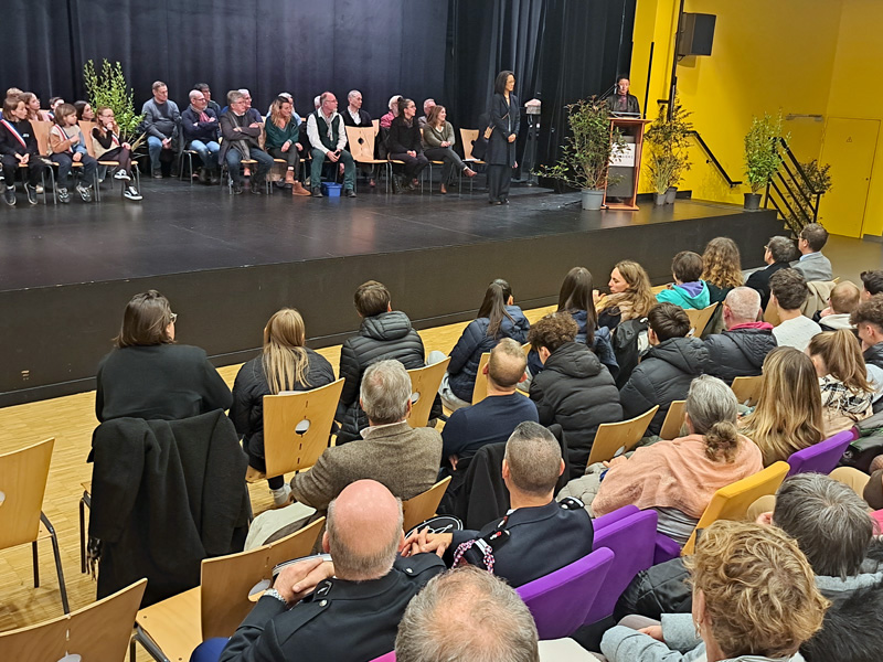 Honneur a Akiko Kanasugi - restauratrice d art.jpg