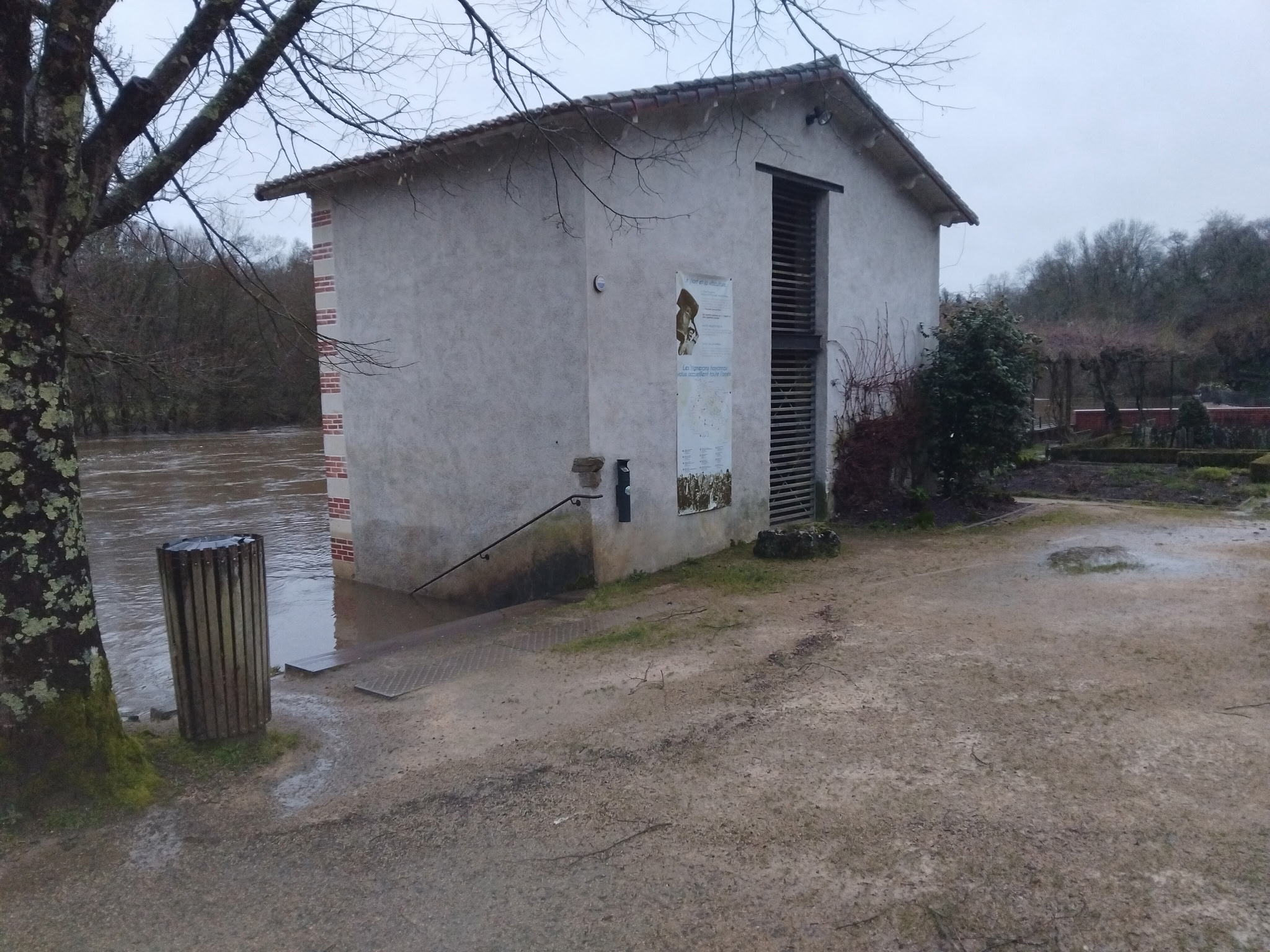 Crue - 3 - 13 fev 26.jpg