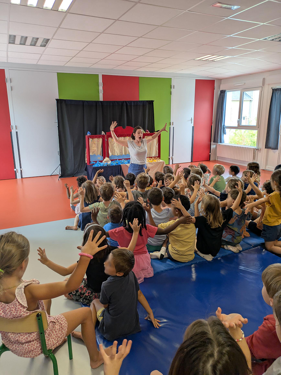 3-6-contes de Clémence Roy-vendredi 18 juillet copie.jpg