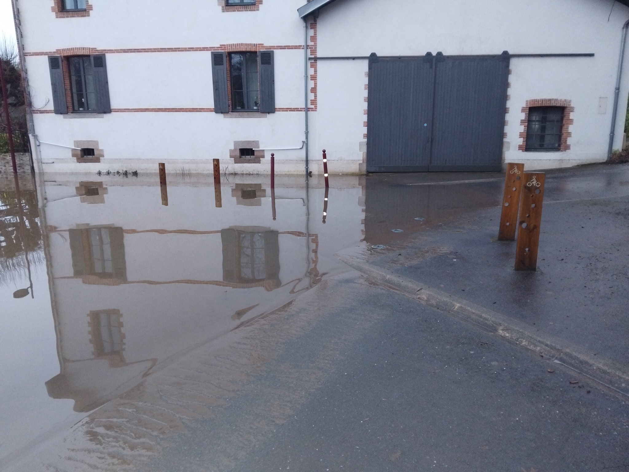 Crue - 2 - 13 fev 26.jpg