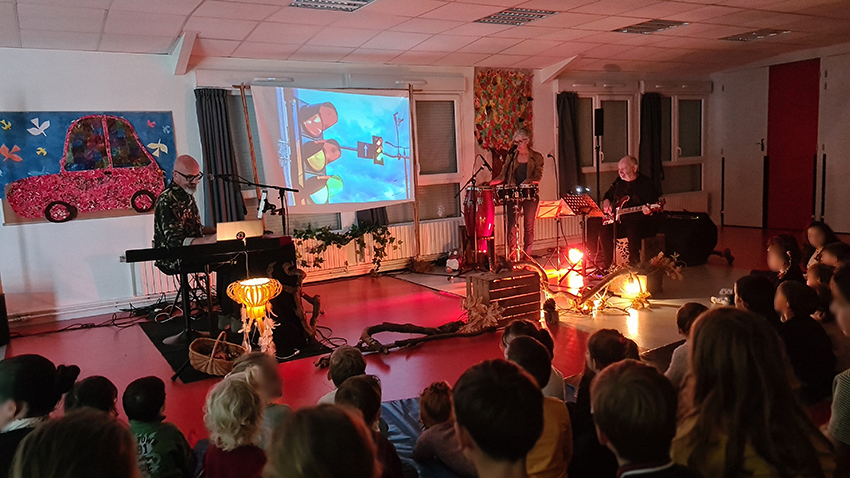 Spectacle 30 octobre RESPIRE 3-11 ans copie.jpg