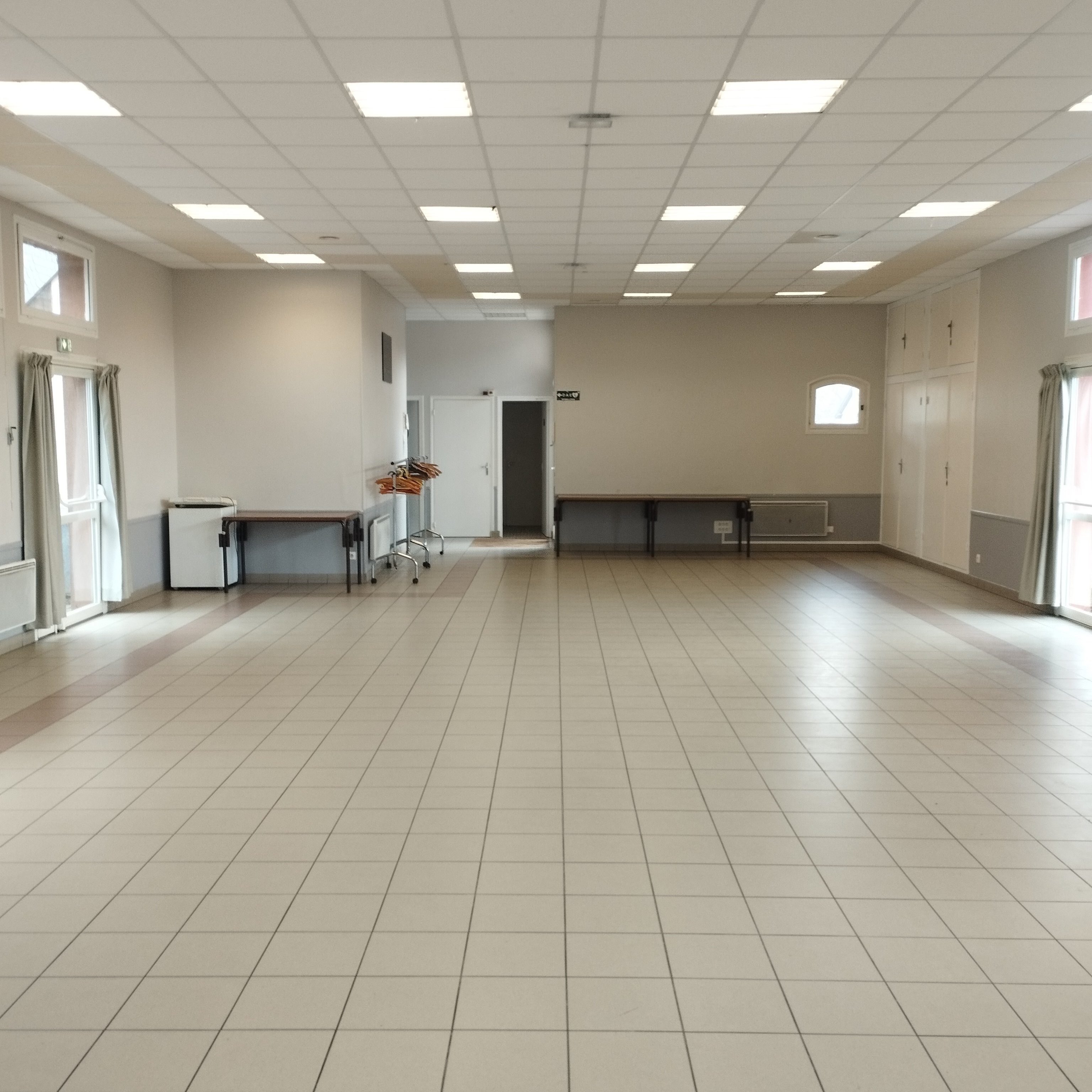 SDF salle entrée.jpg