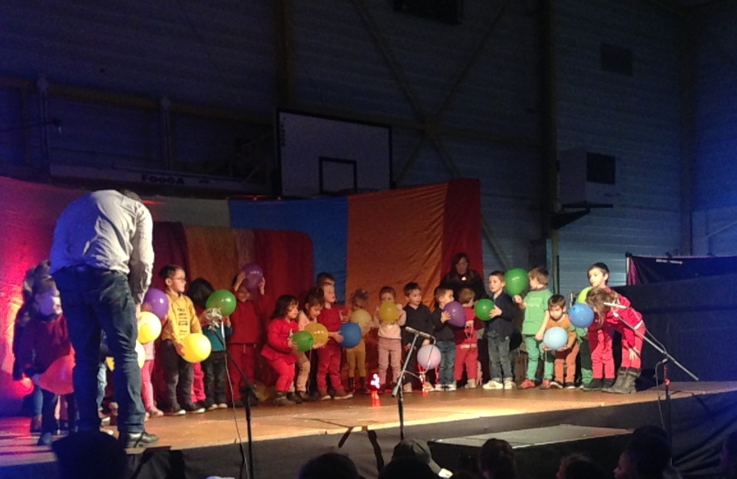 ECOLE LM SPECTACLE