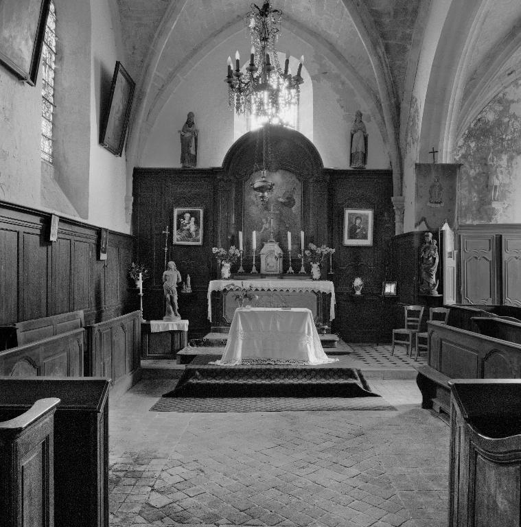 EGLISE - INTERIEUR