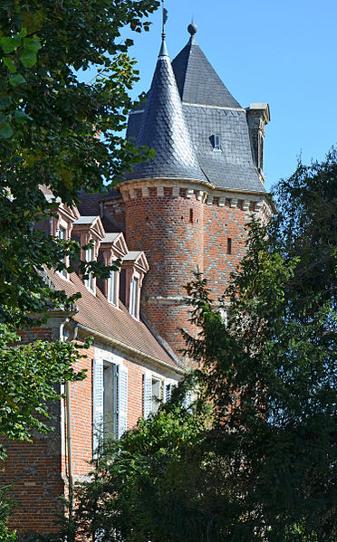 CHATEAU - VUE EXTERIEURE 03