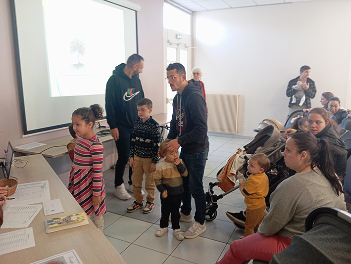 un enfant un arbre FB 3.jpg
