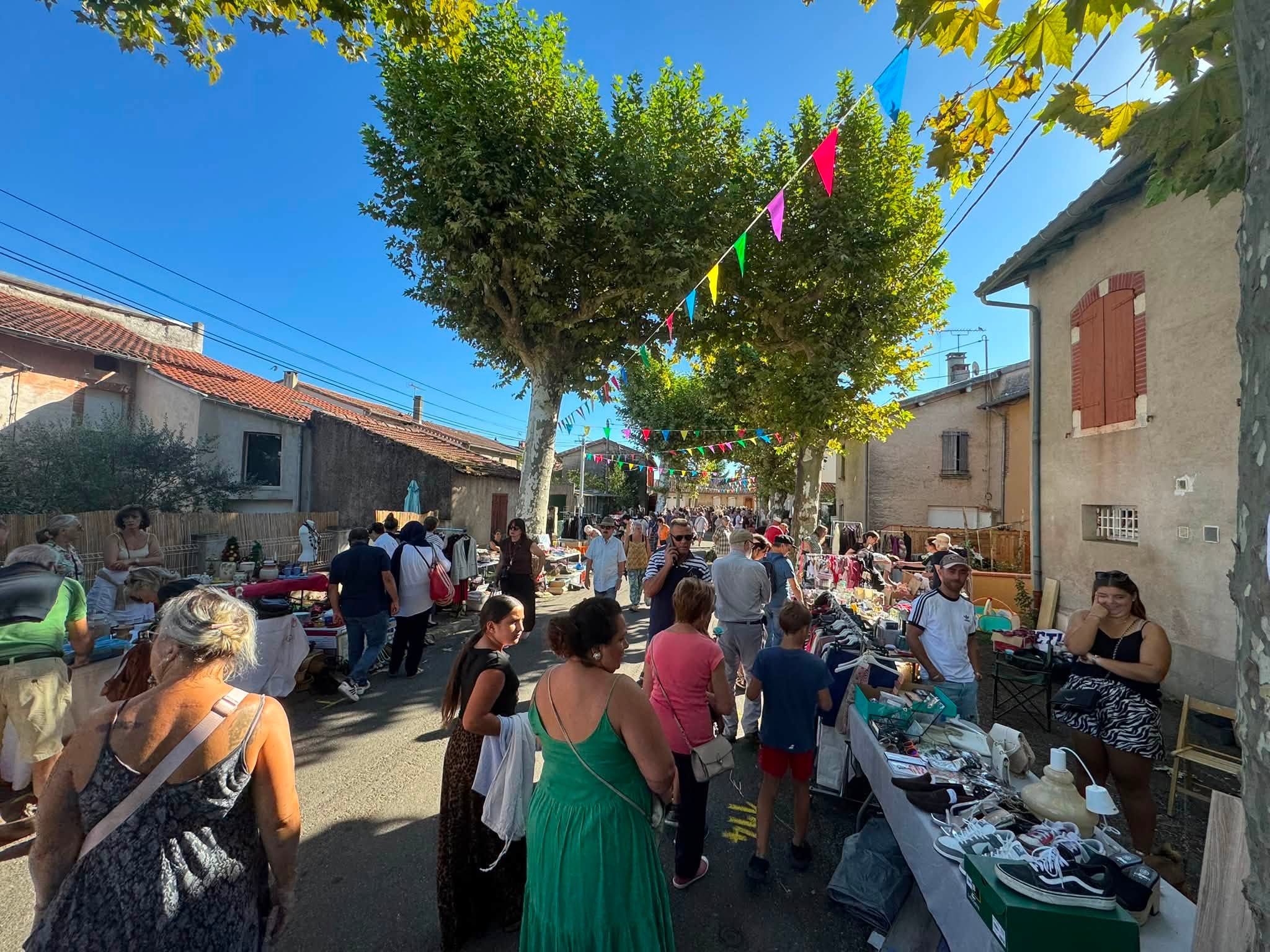 vide grenier 4.jpg
