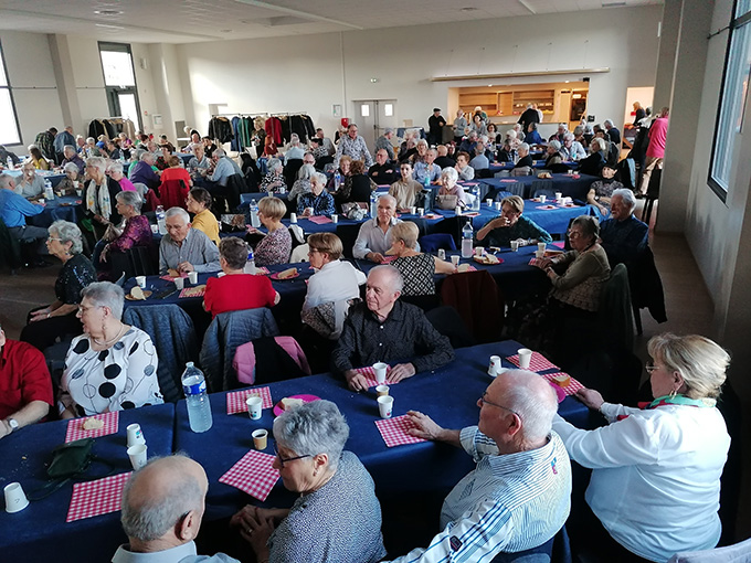 the dansant FB 1.jpg