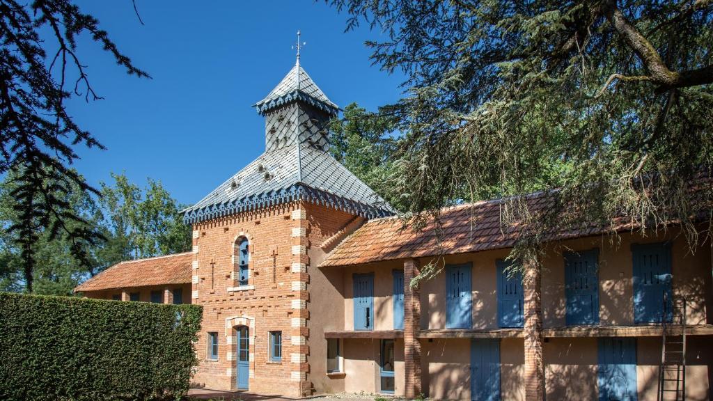 le pigeonnier du buc.jpg