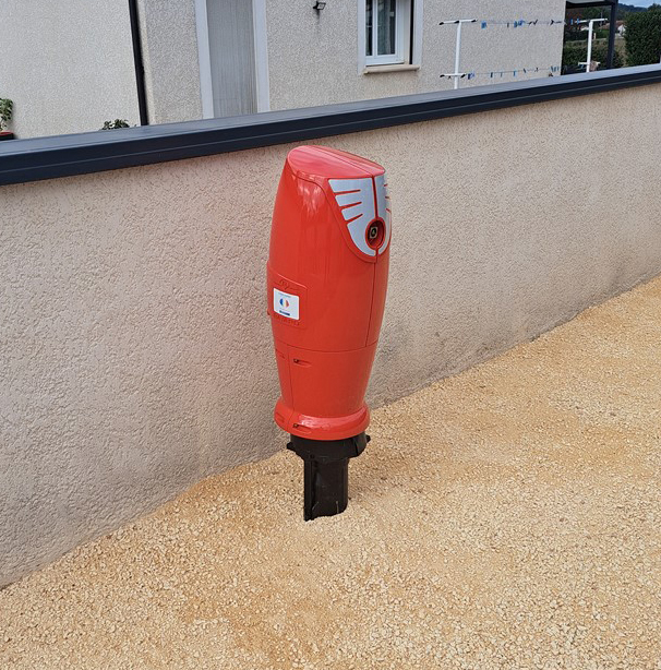 borne incendie FB.jpg