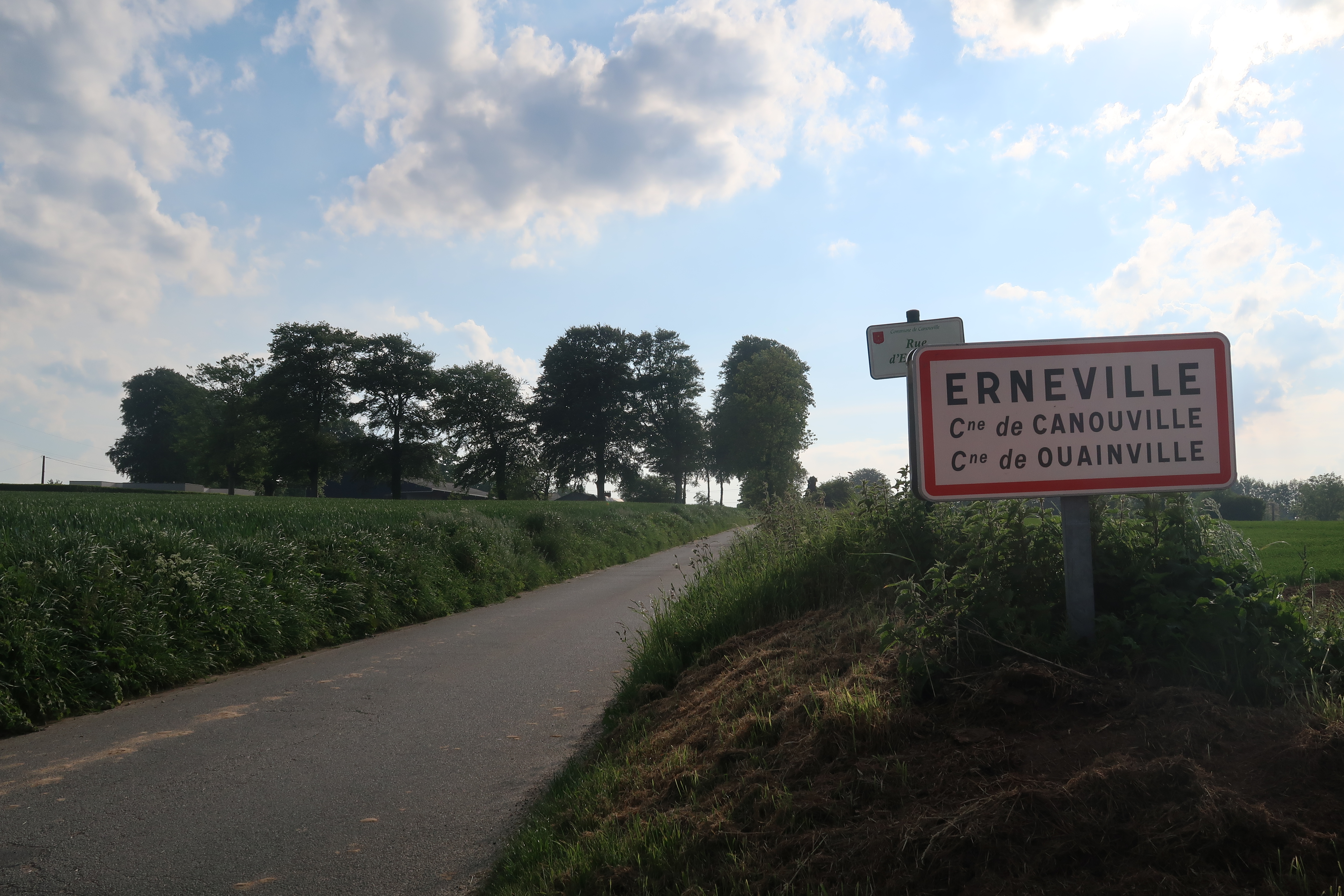 HAMEAU ERNEVILLE _1_.JPG