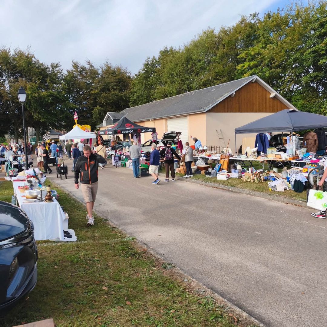 Vide Grenier ASCA _3_.jpg