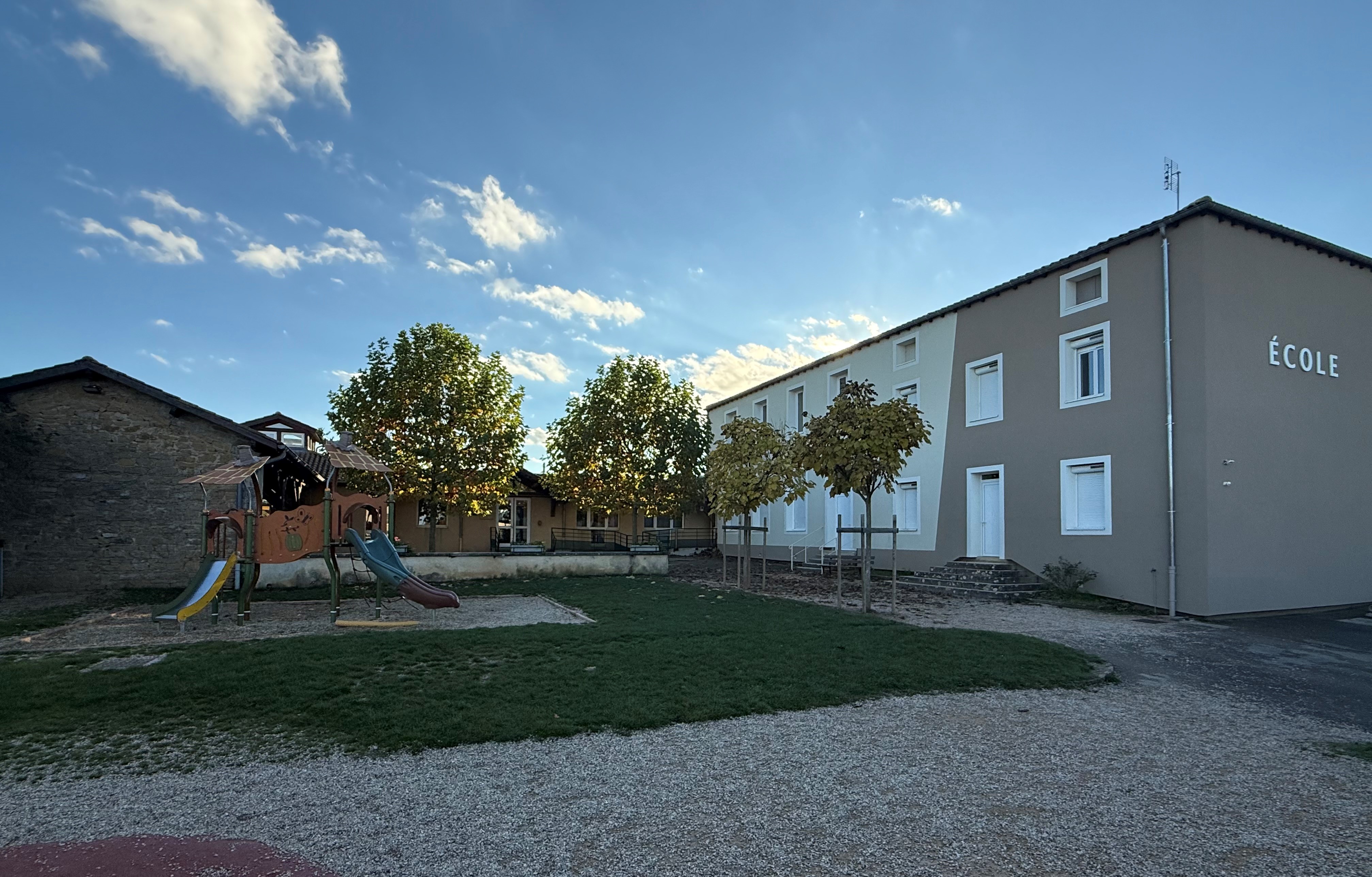 Photo ecole maternelle Marcel LARGE - Centre de Loisirs - Garderie 4.jpg