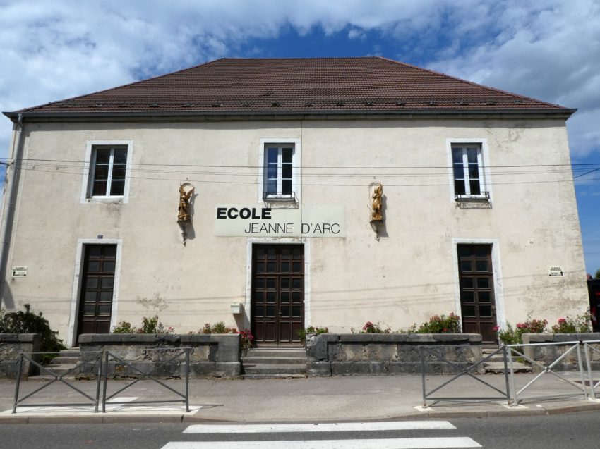 Ecole jeanne d_arc.jpg