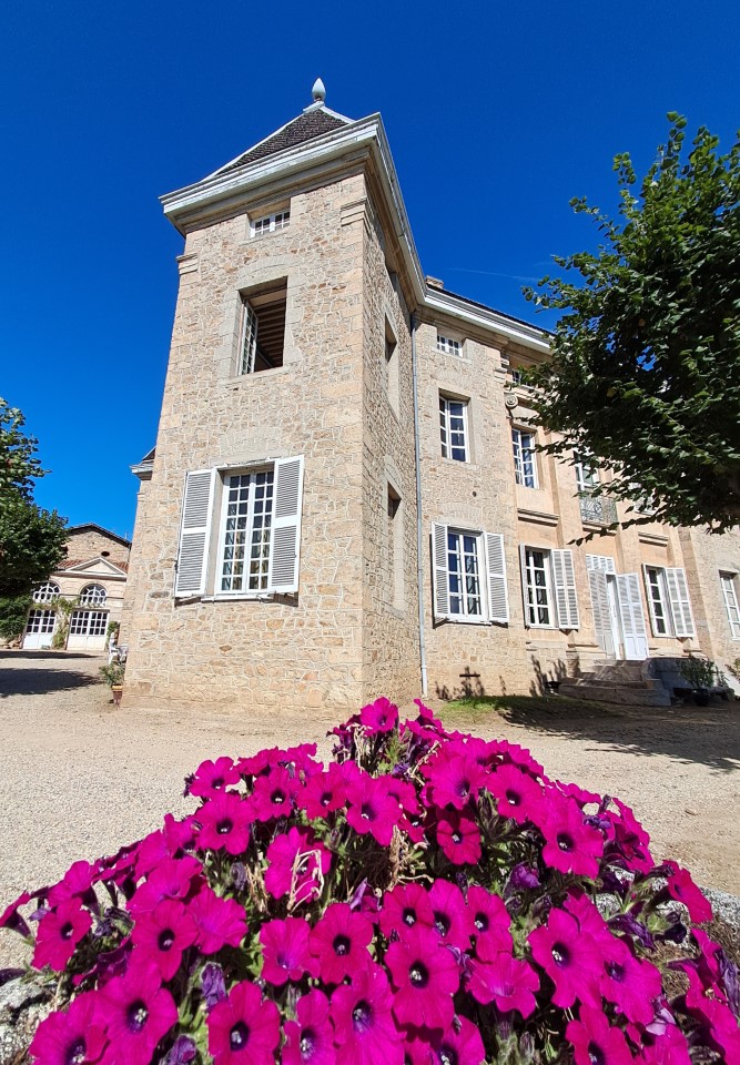 chateau lachal 6.jpg