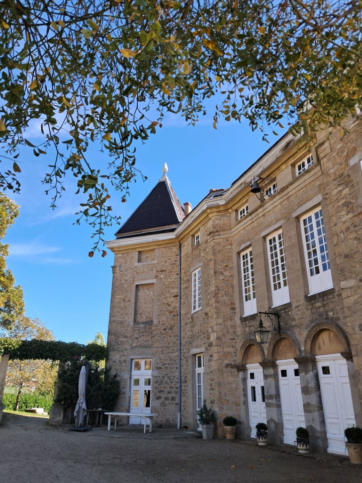 chateau lachal 10.jpg