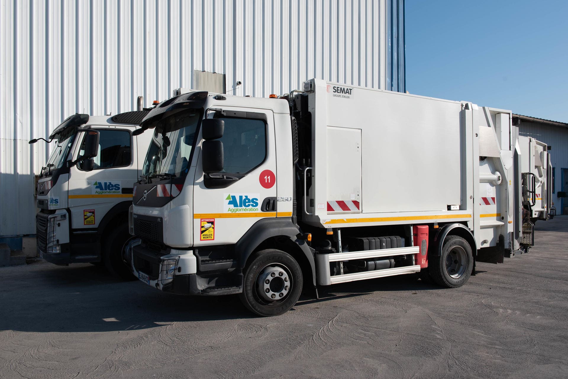 Photo camion benne AA