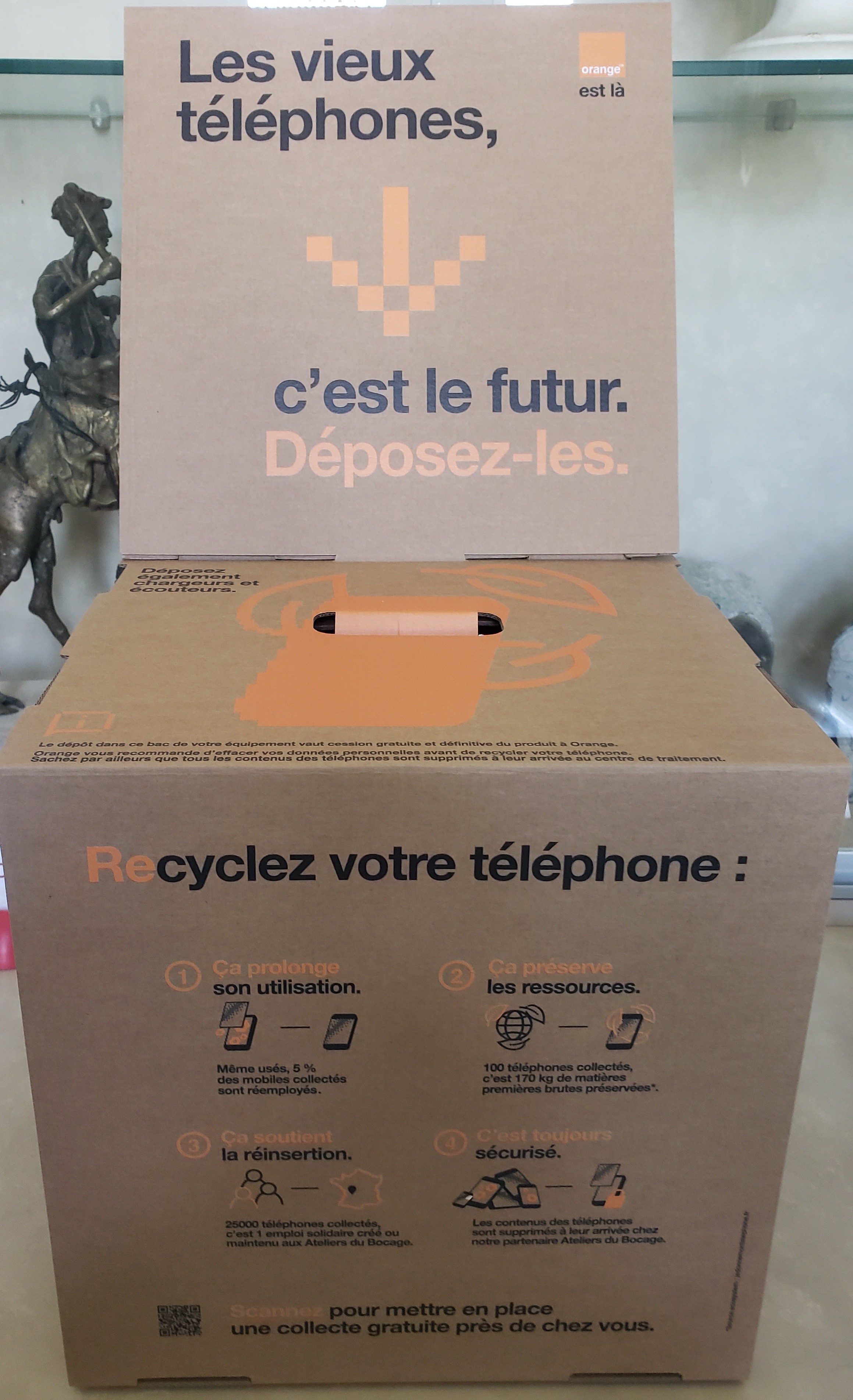 Recycle ton téléphone.jpg