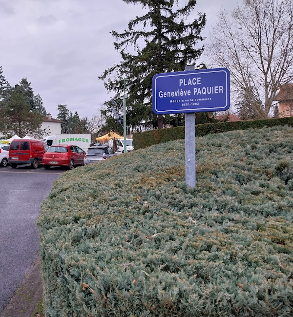 PLACE PAQUIERjpg.jpg