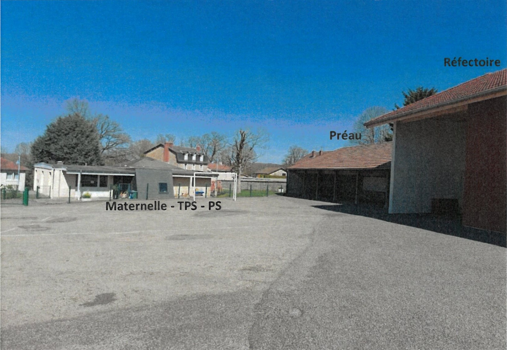 Ecole 2.jpg