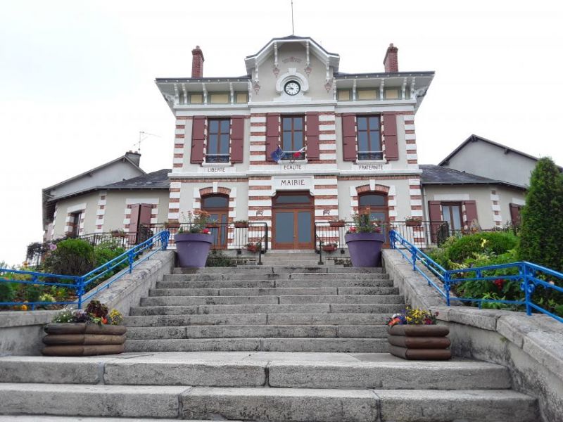 facade mairie.jpg