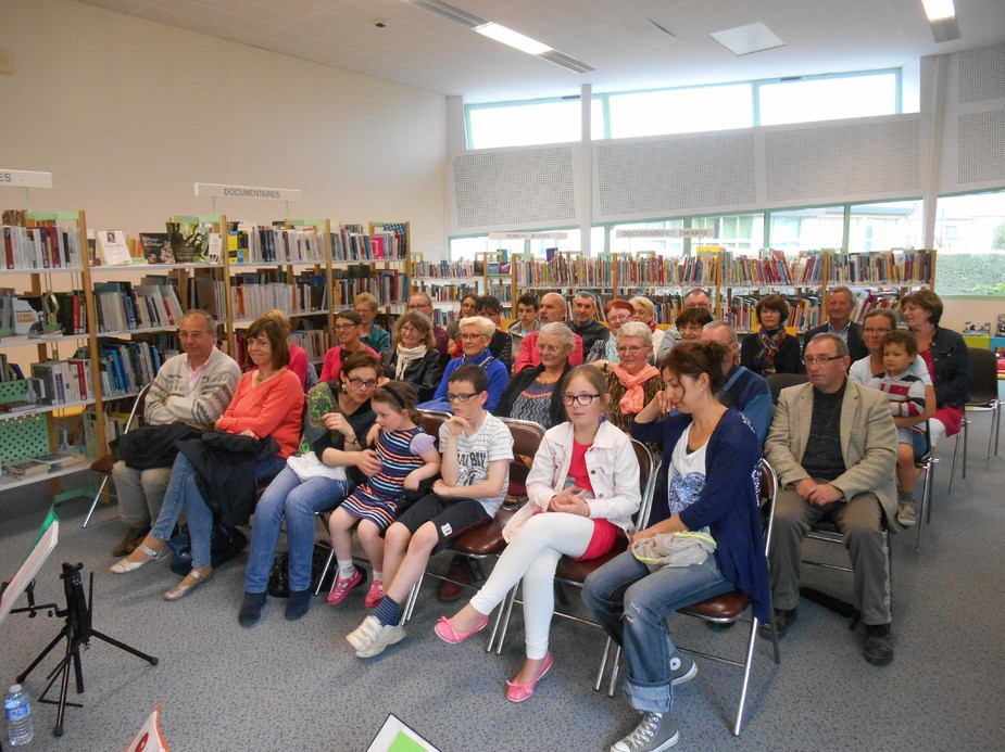 Concert tribox 2.jpg