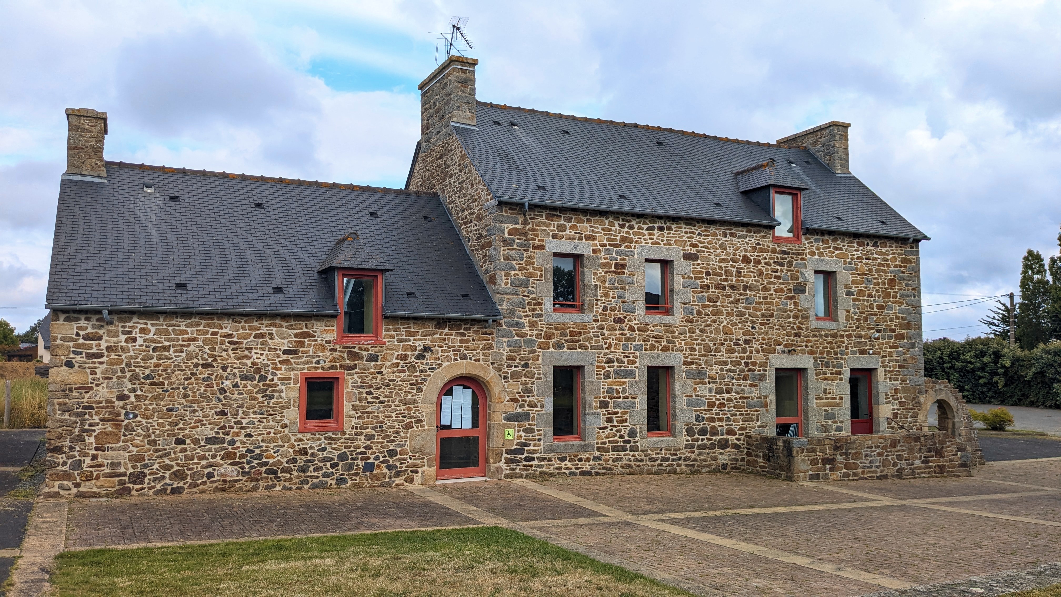 Maison des associations.jpg