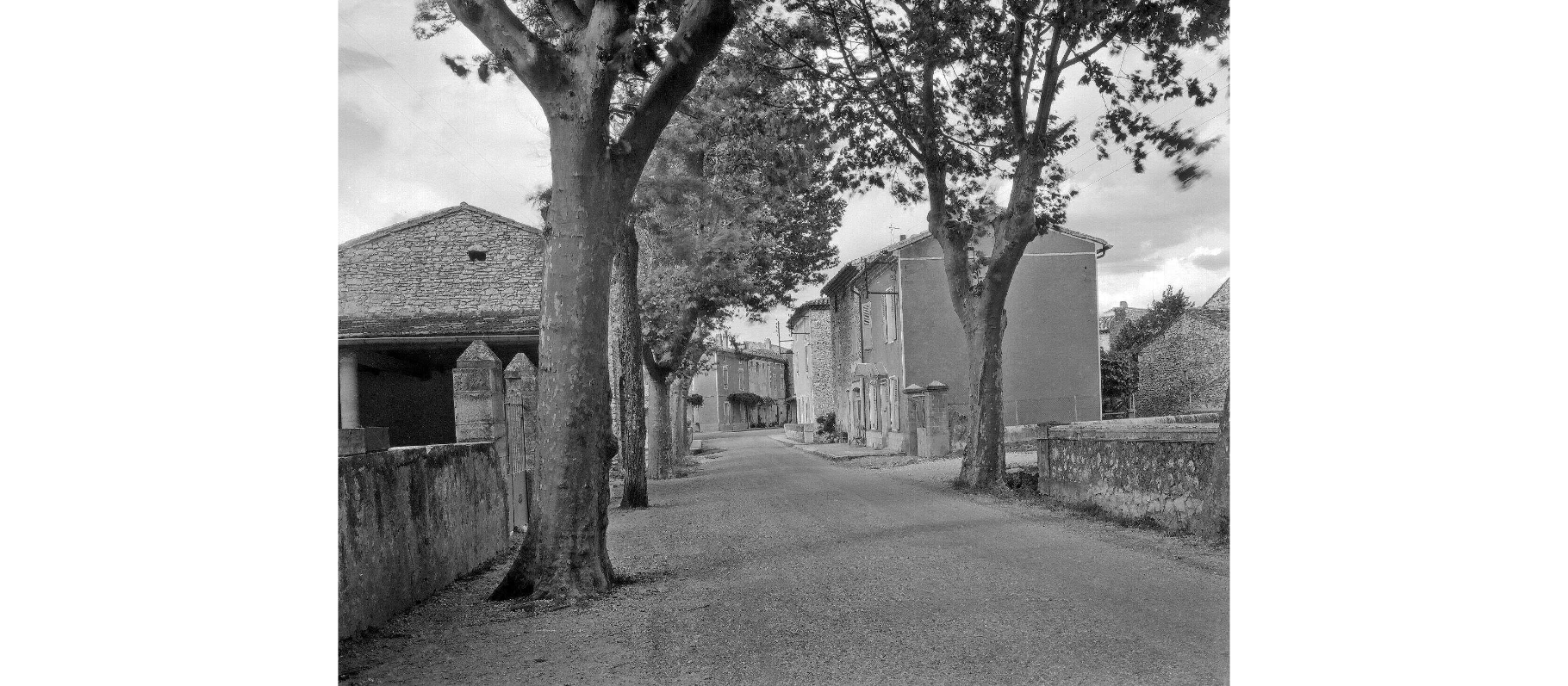 Portes-en-Valdaine.- Vue du village95 Fi 1492Archives départementales de la Drôme.png