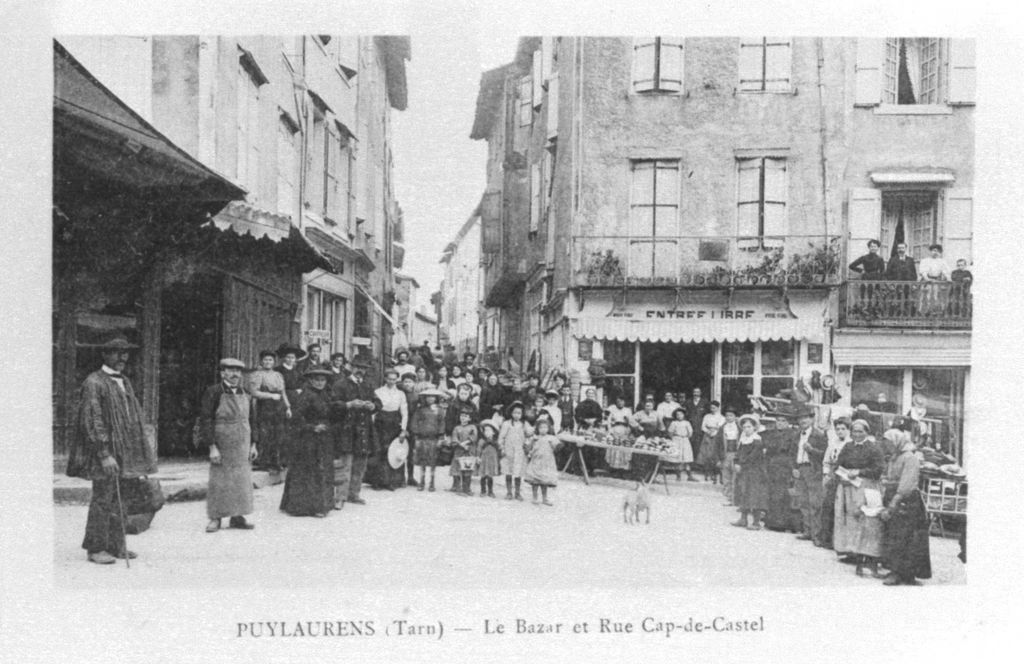 Bazar et rue Cap de Castel _1024x768_.jpg